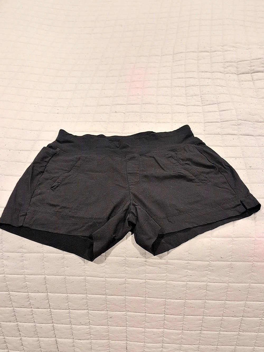 Athleta Trekker North Short Athletic Shorts in Black Size 0